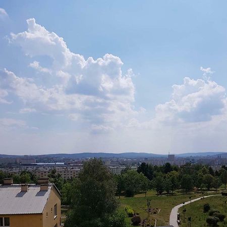 Apartamento Sloneczny Kielce Exterior foto